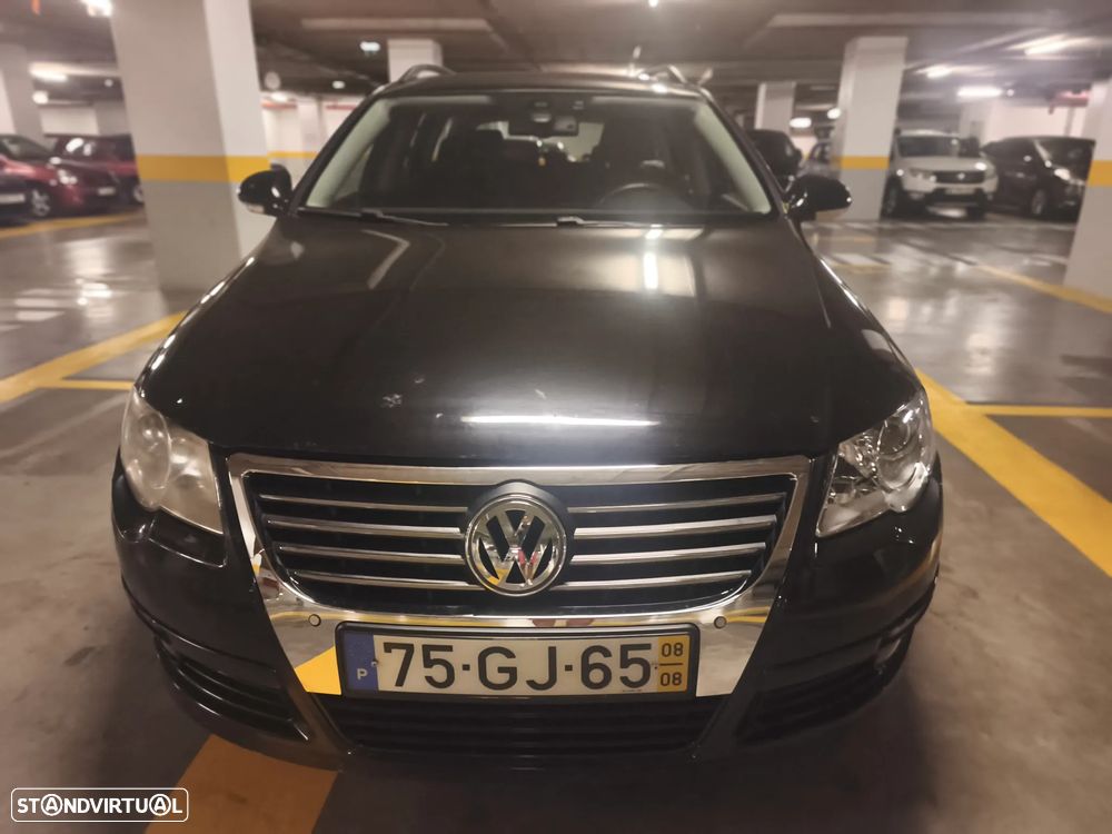VW Passat Variant 2.0 TDI Highline - 24