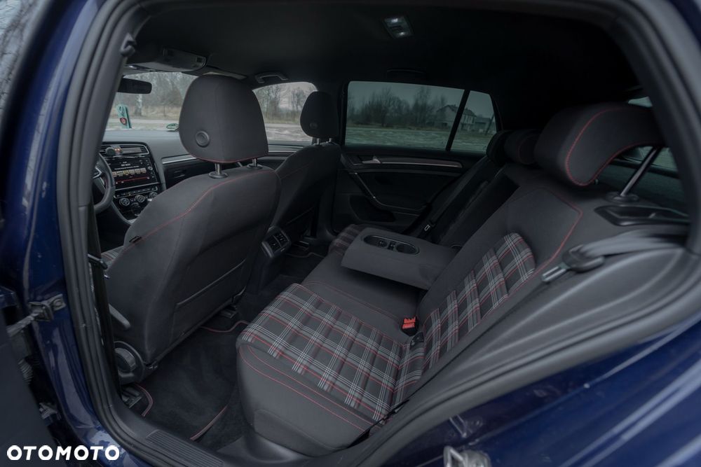 Volkswagen Golf 2.0 TSI BMT GTI Performance DSG - 11