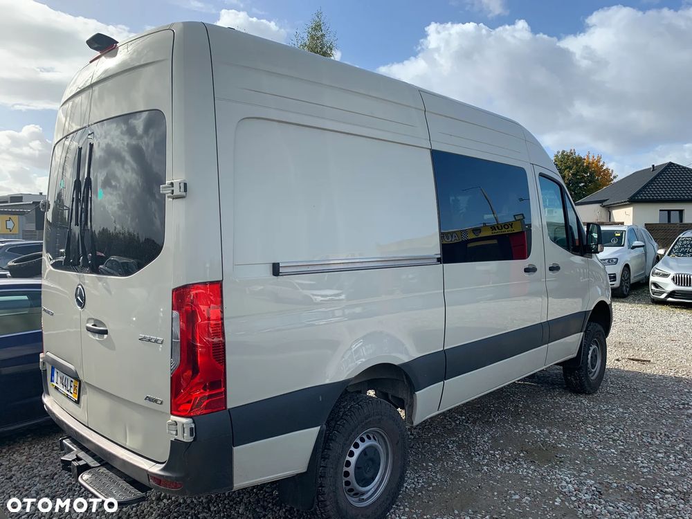 Mercedes-Benz Sprinter - 3