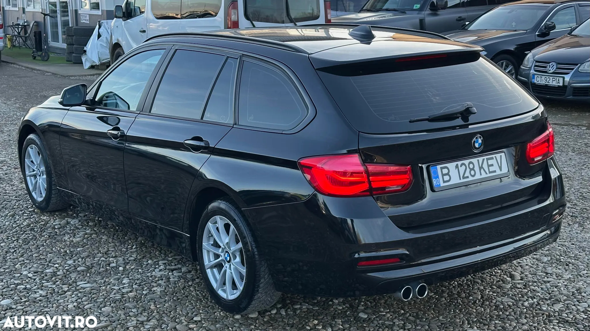 BMW Seria 3 320d Touring Aut. Advantage - 4