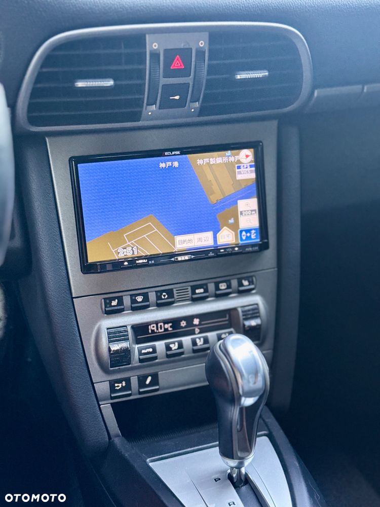 Porsche 911 Carrera Tiptronic S - 17