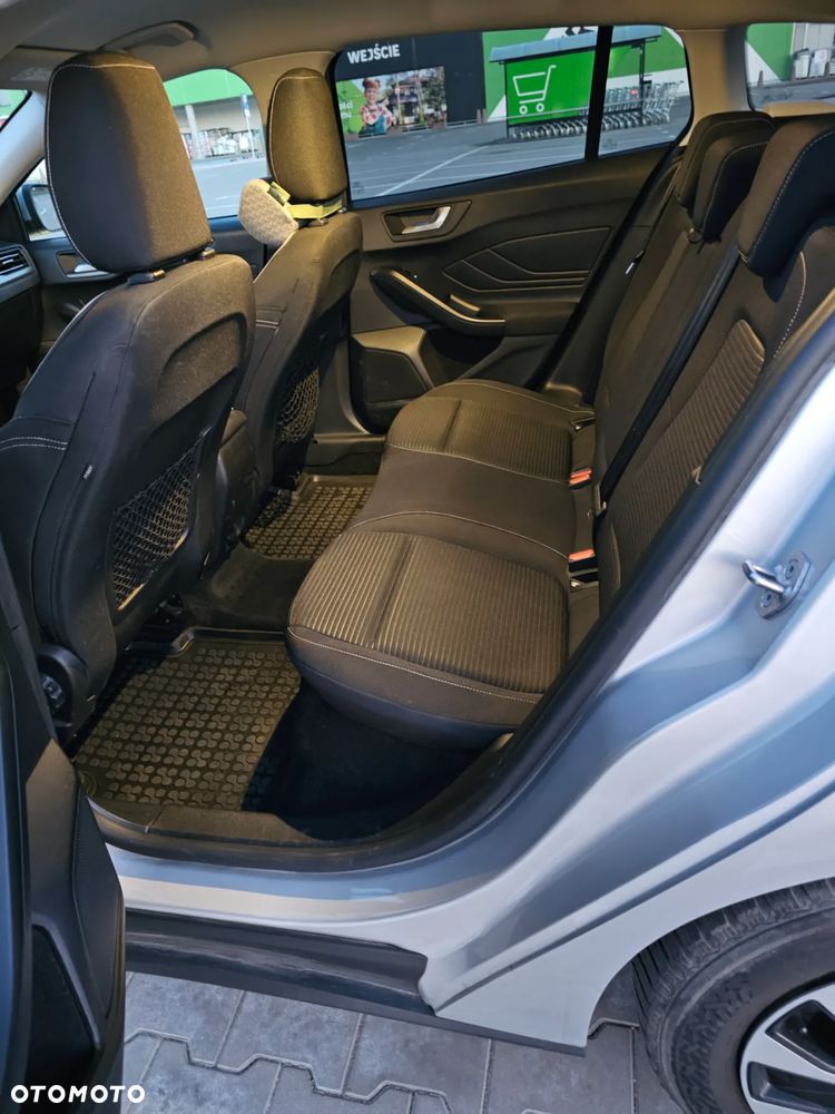 Ford Focus 1.0 EcoBoost Hybrid TITANIUM STYLE - 12