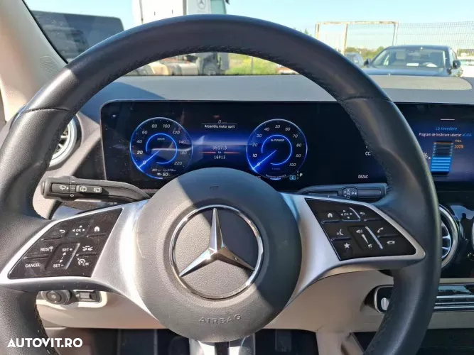 Mercedes-Benz EQA 250+ - 9