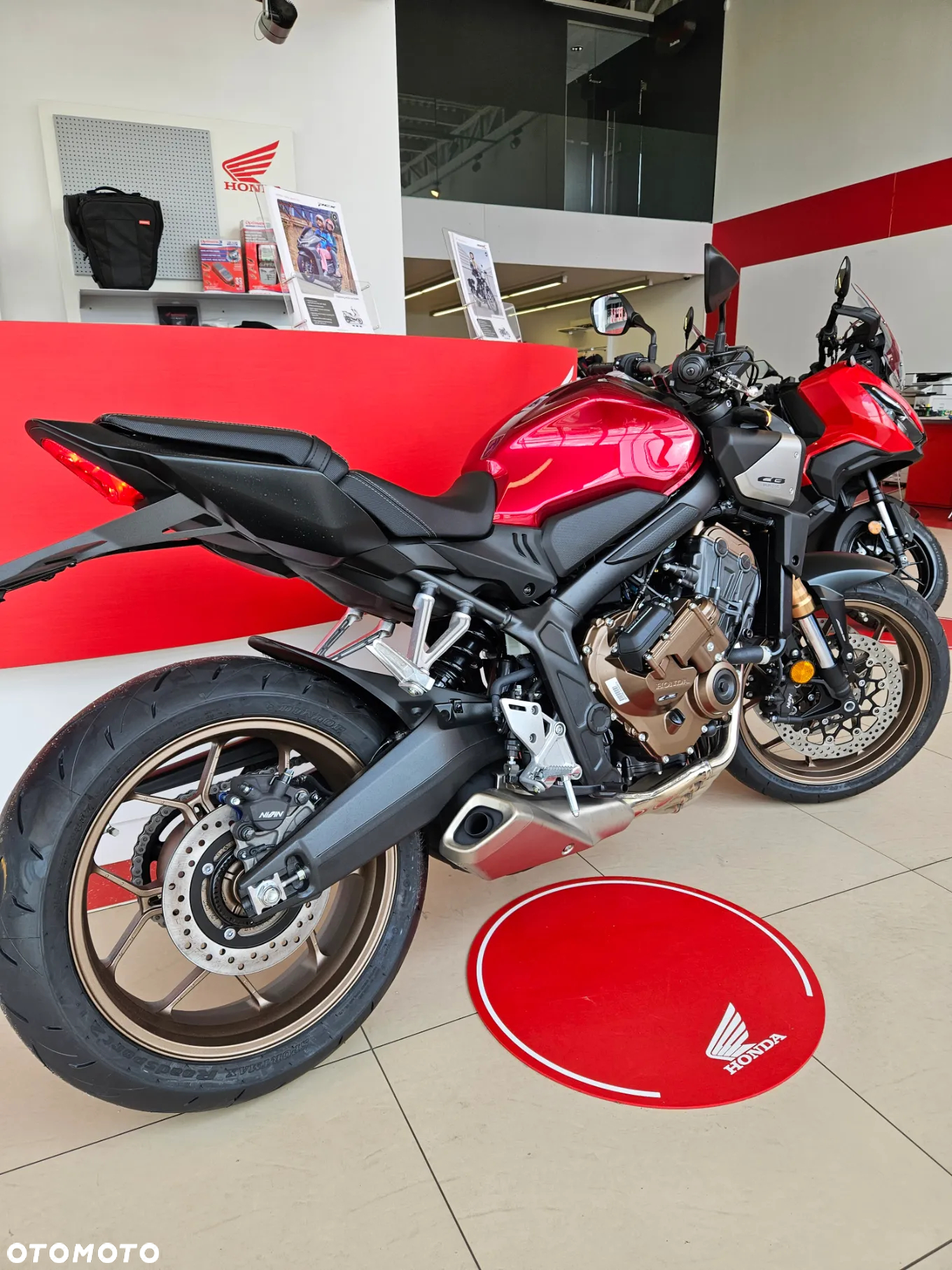 Honda CB - 11