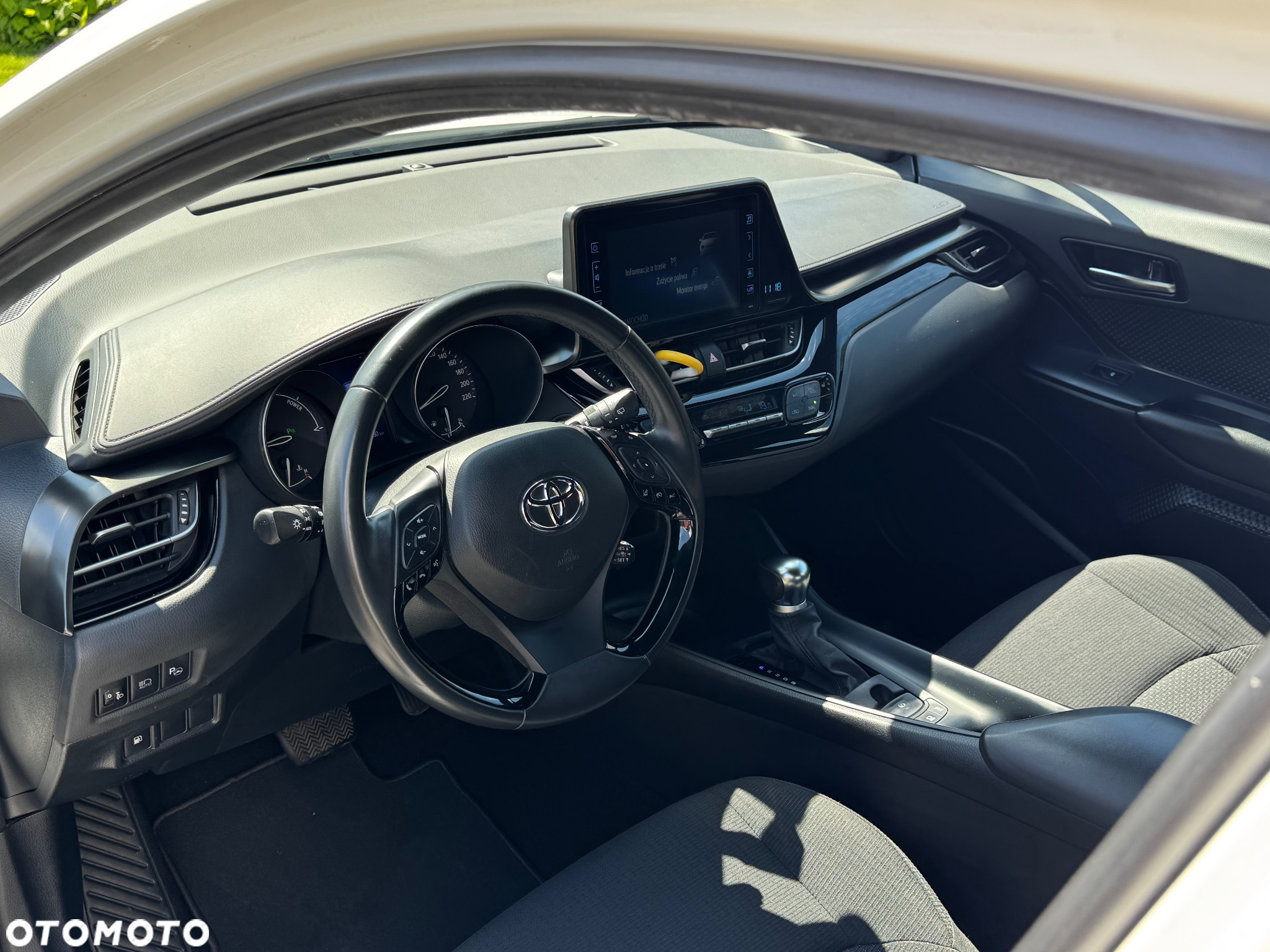 Toyota C-HR - 13