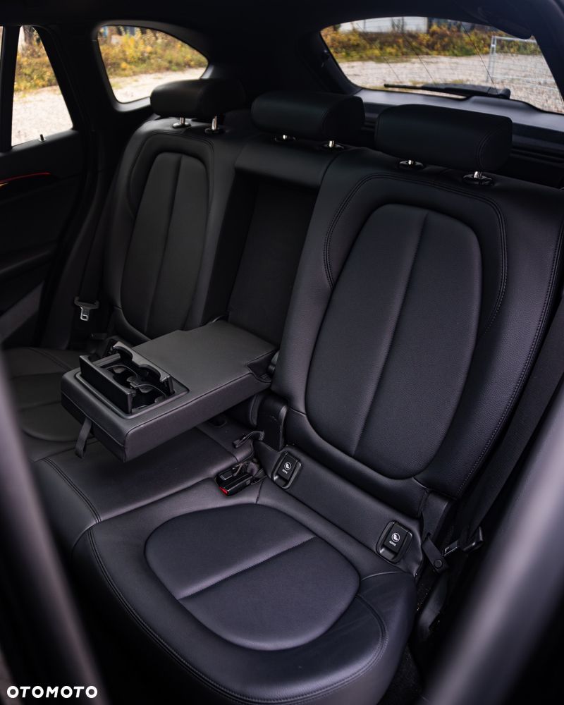 BMW X1 xDrive25i xLine sport - 32