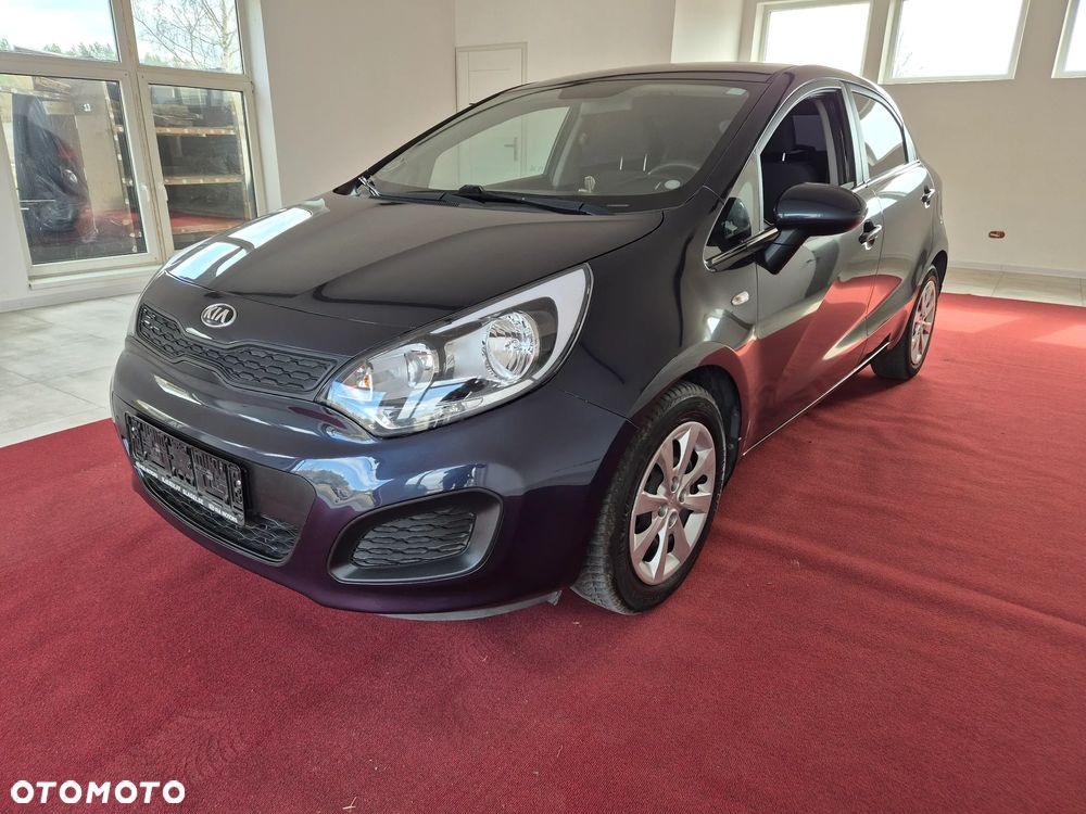 Kia Rio - 5