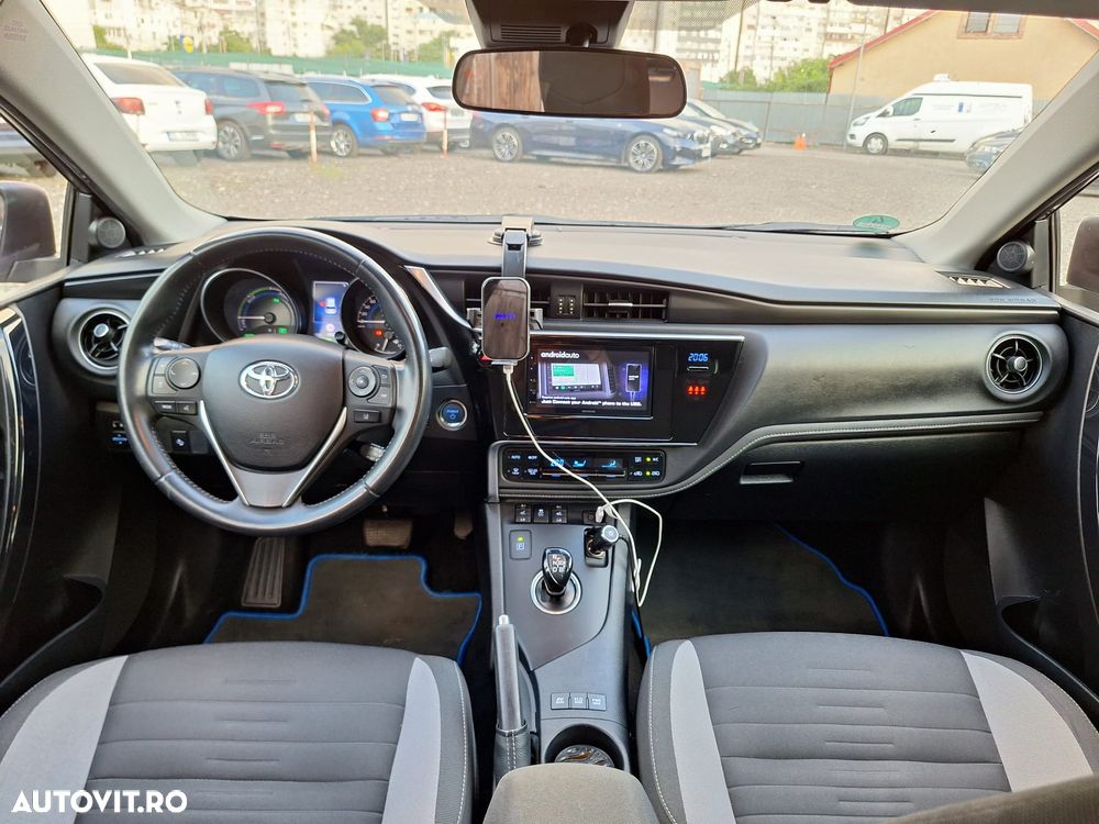 Toyota Auris - 17
