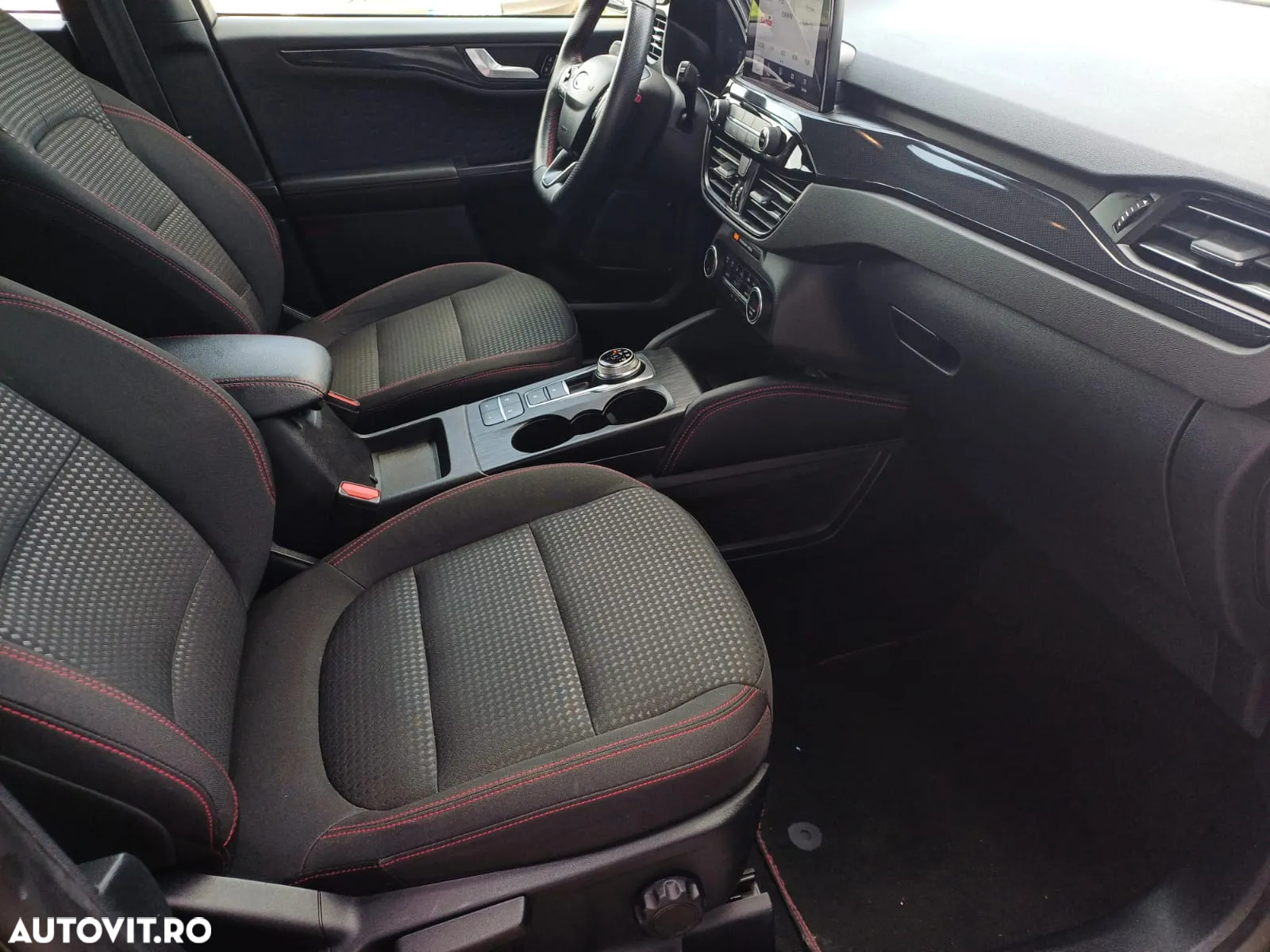 Ford Kuga 2.5 Duratec PHEV ST Line - 11