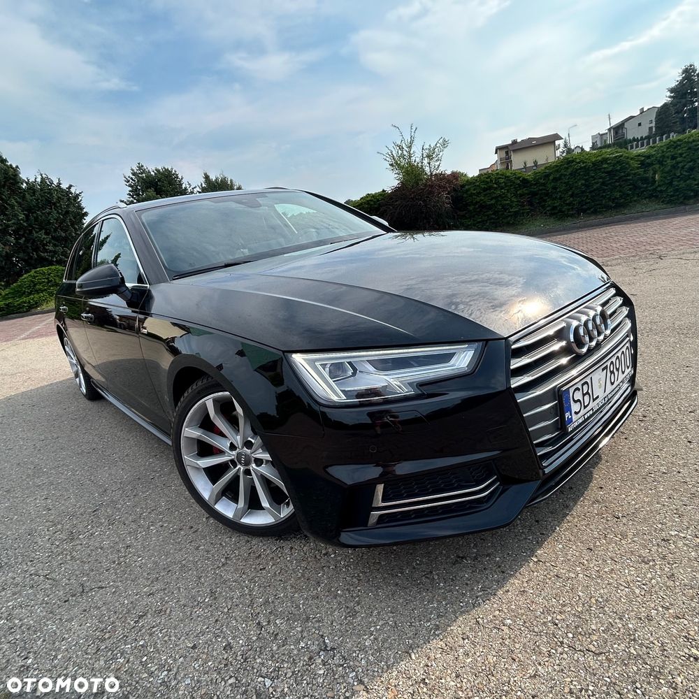 Audi A4 Avant 2.0 TDI ultra S tronic sport - 1