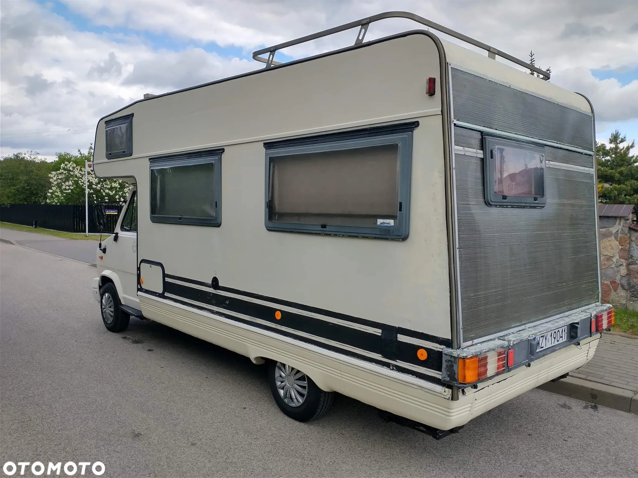 Peugeot J5 - 15