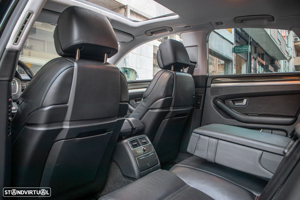 Audi S8 5.2 FSi V10 quattro - 31