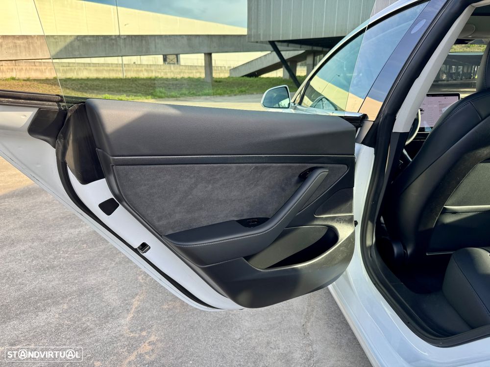 Tesla Model 3 Standard Range Plus RWD - 42