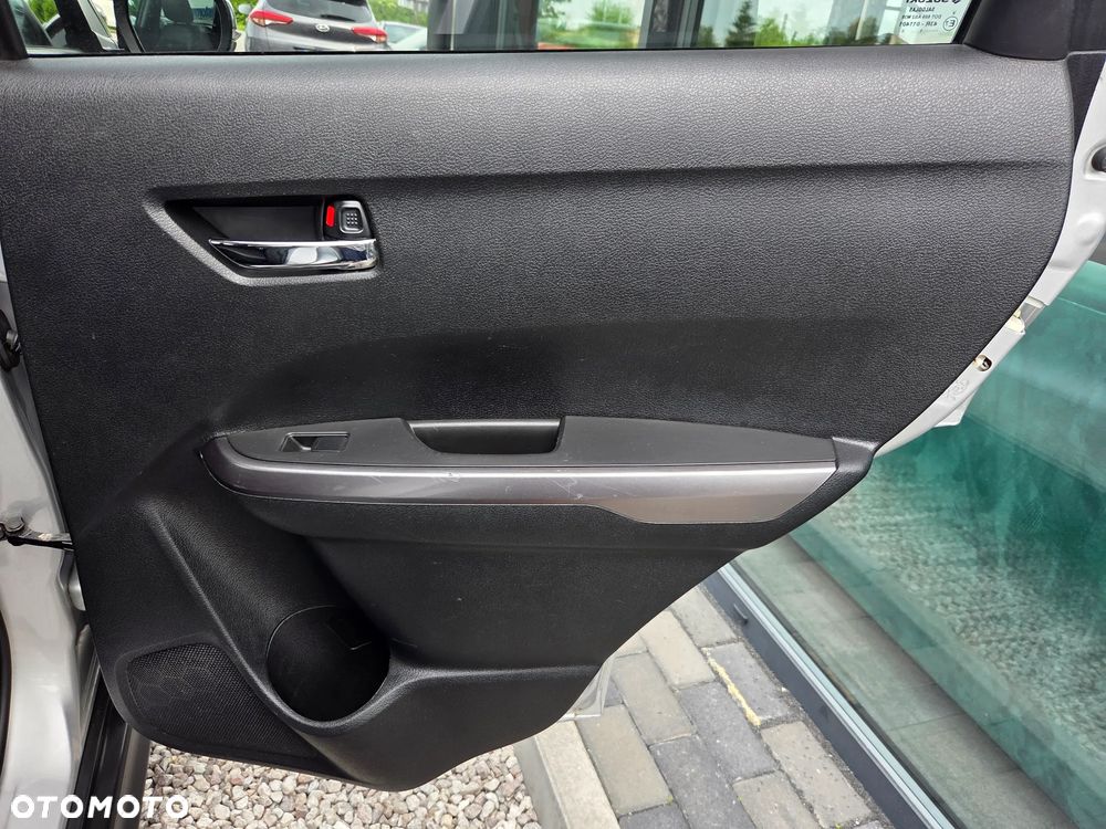 Suzuki Vitara 1.4 Boosterjet Hybrid Automatik Comfort - 14