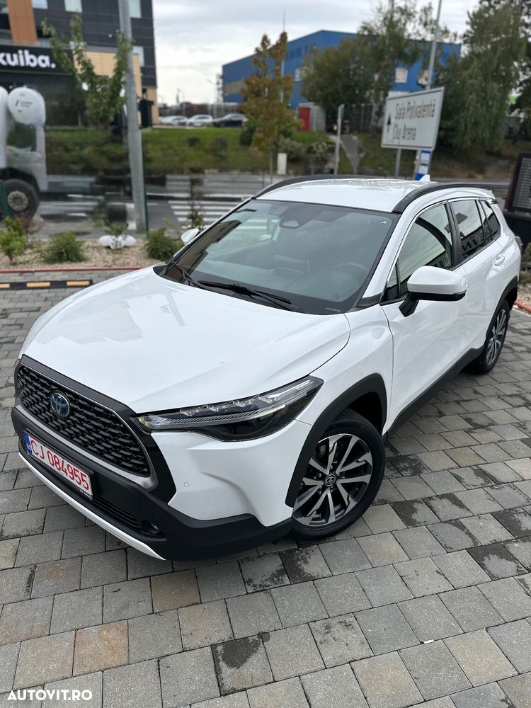 Toyota Corolla Cross Hybrid 2.0 VVT-i Lounge - 3