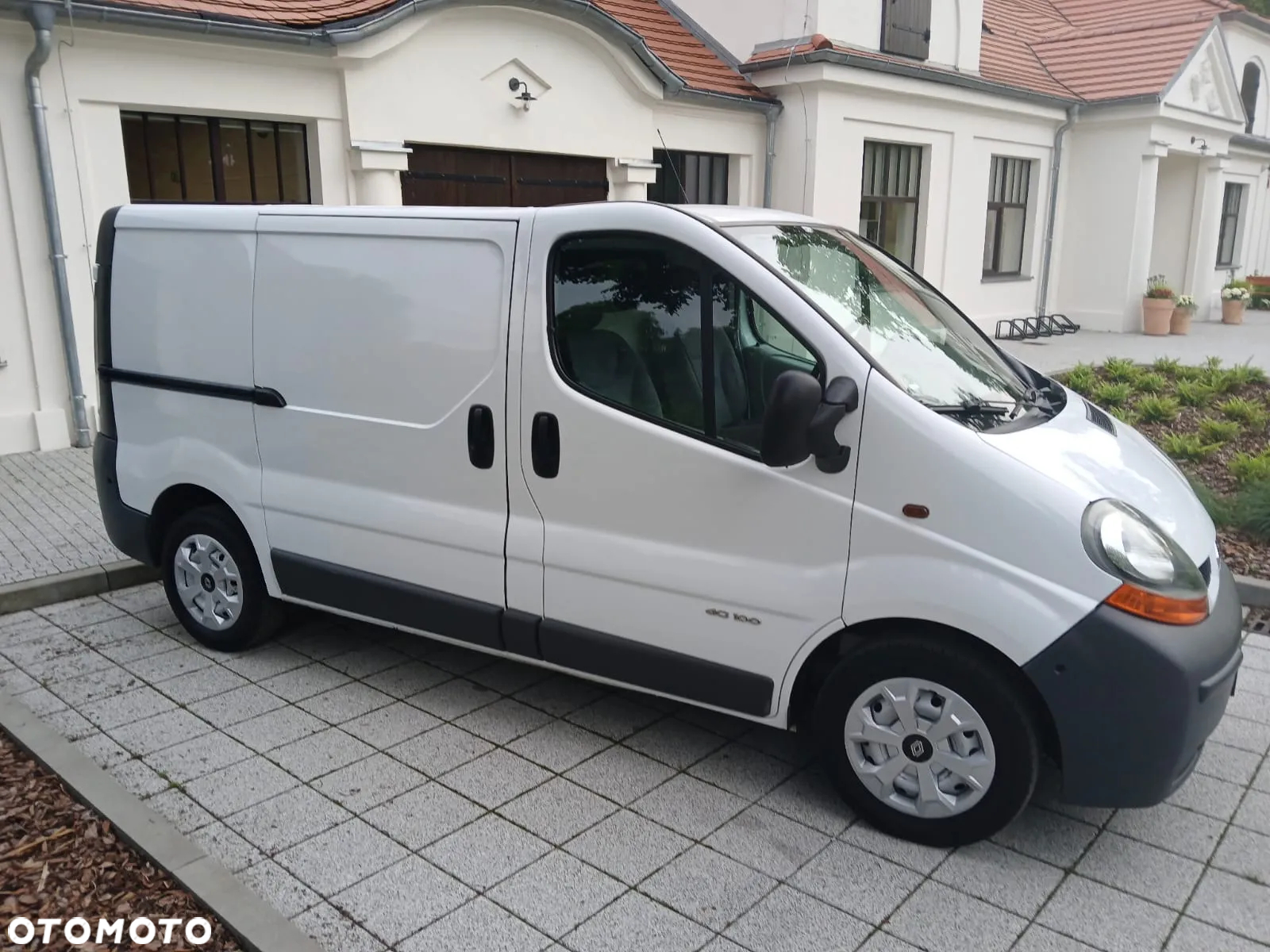 Renault TRAFIC - 3