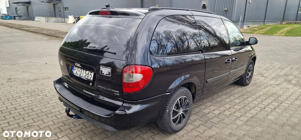 Chrysler Grand Voyager 3.3 Limited S&G - 4