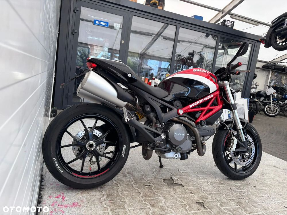 Ducati Monster - 12