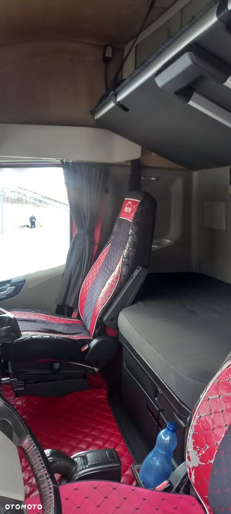 Volvo FH13 - 11