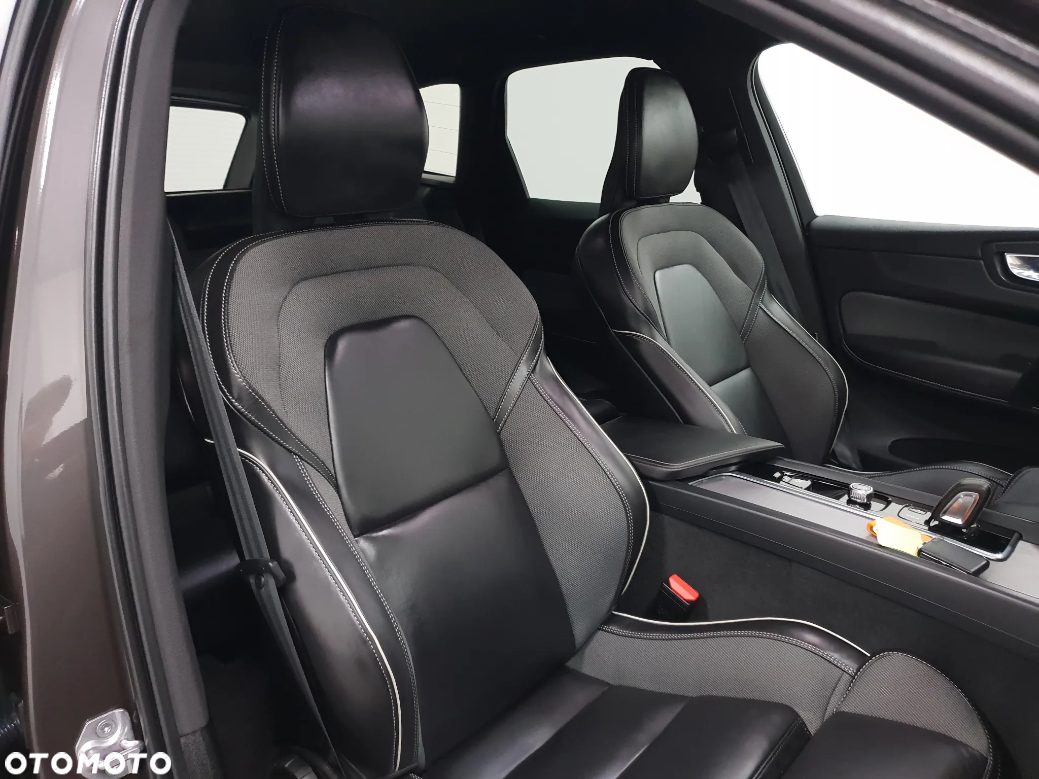 Volvo XC 60 B4 D Geartronic RDesign - 22