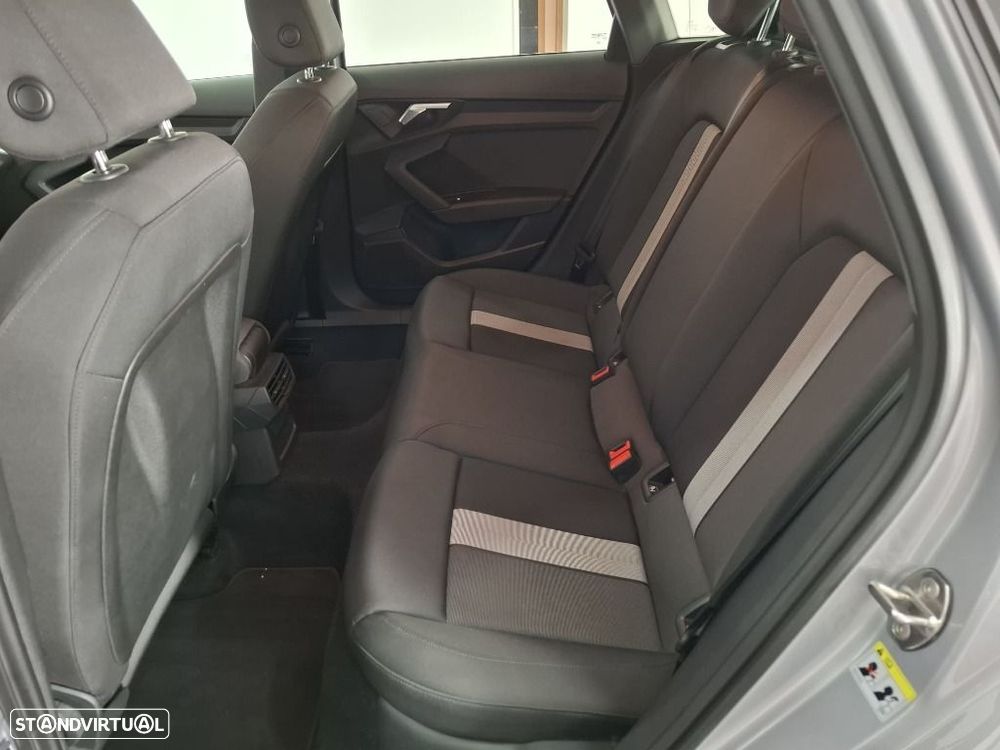 Audi A3 Sportback 30 TFSI Advanced S tronic - 13