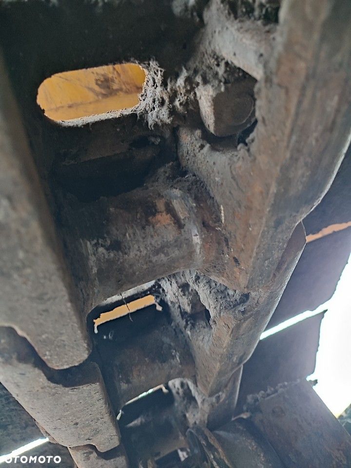 Komatsu PC 210 LC-11 - 11