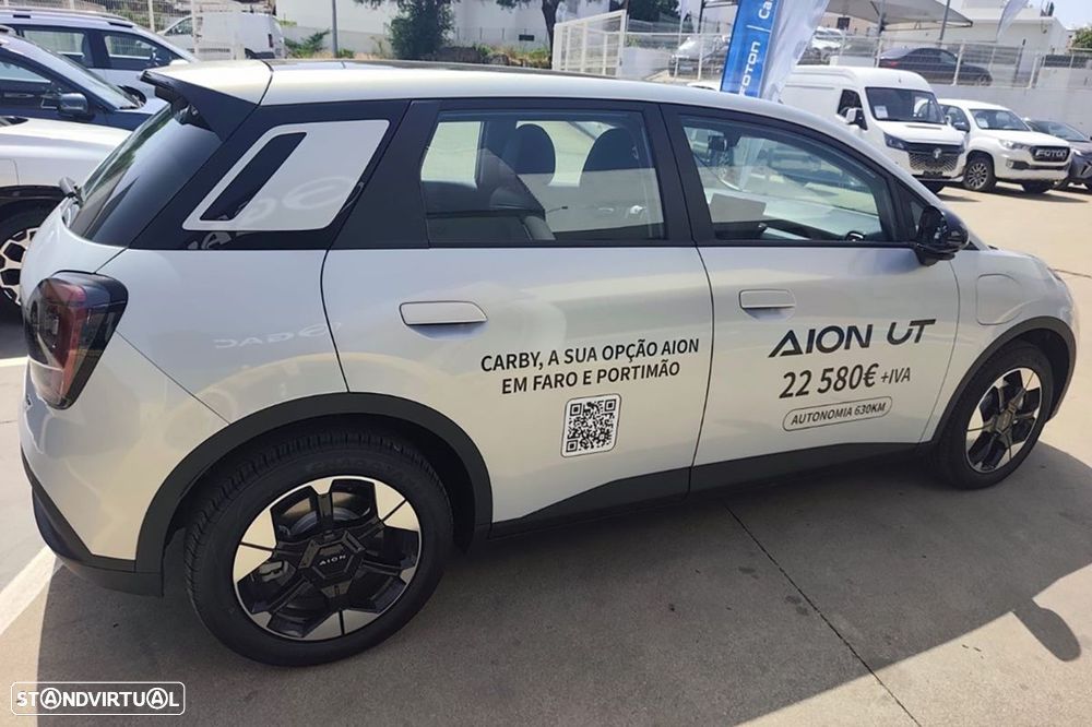 Aion UT 60 kWh Luxury - 4