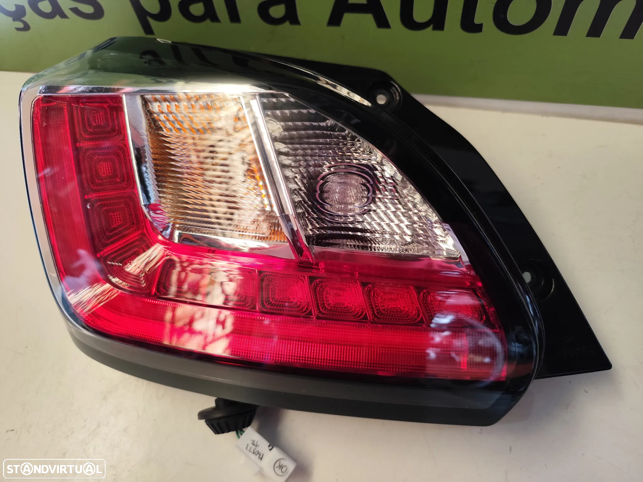 MITSUBISHI SPACE STAR FAROLIM ESQUERDO LED - FT457 - 2