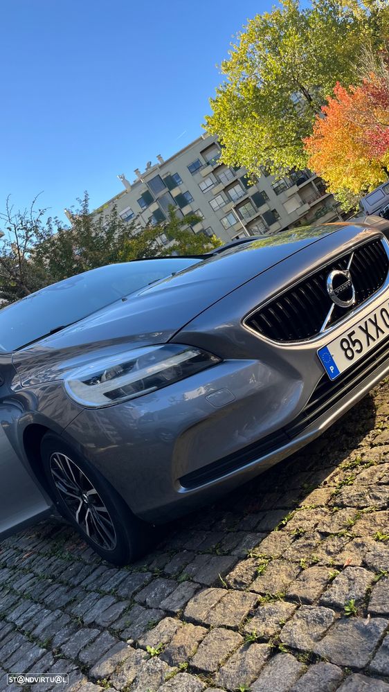 Volvo V40 2.0 D3 Momentum Geartronic - 17