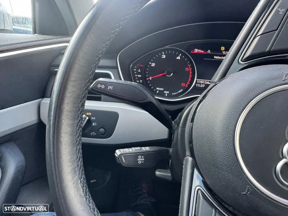 Audi A4 Avant 35 TDI S tronic - 24