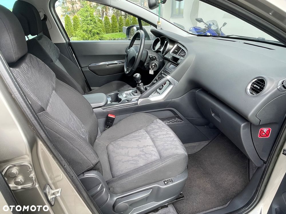 Peugeot 3008 2.0 HDi Premium - 21