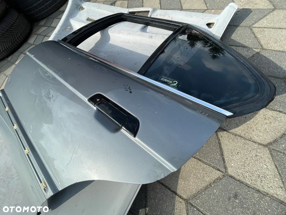 Bmw E34 Drzwi lewe tył - 4