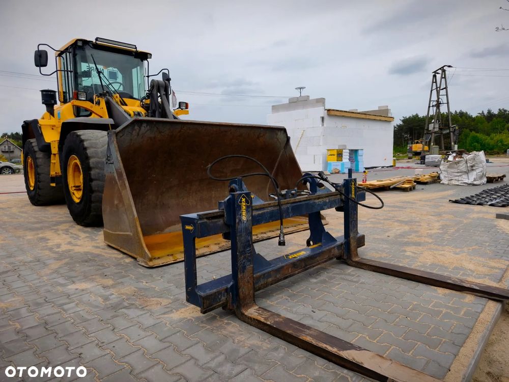 Volvo L110G - 10