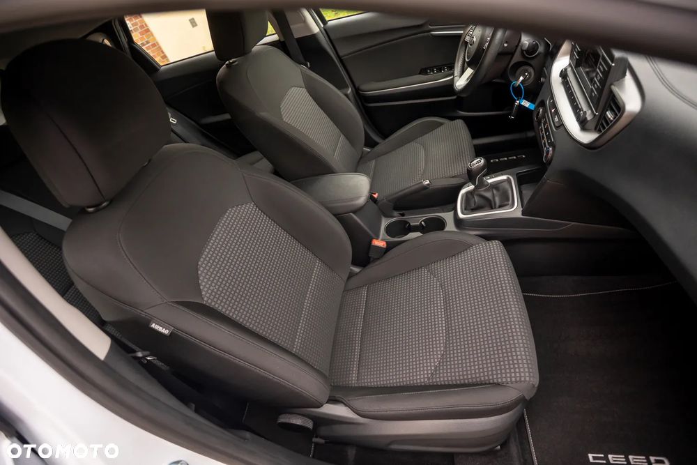 Kia Ceed 1.0 T-GDI 100 OPF Attract - 18