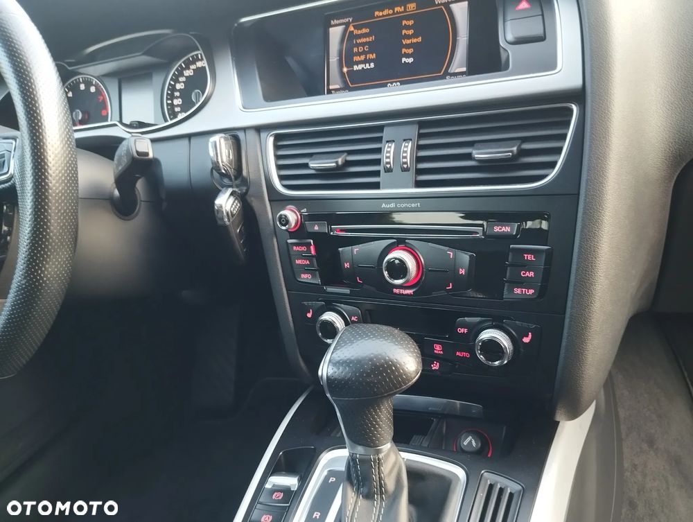 Audi A4 Avant 2.0 TFSI quattro S tronic S line Sportpaket - 27