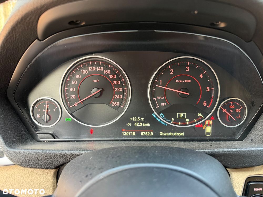 BMW Seria 3 320d xDrive M Sport Shadow - 12