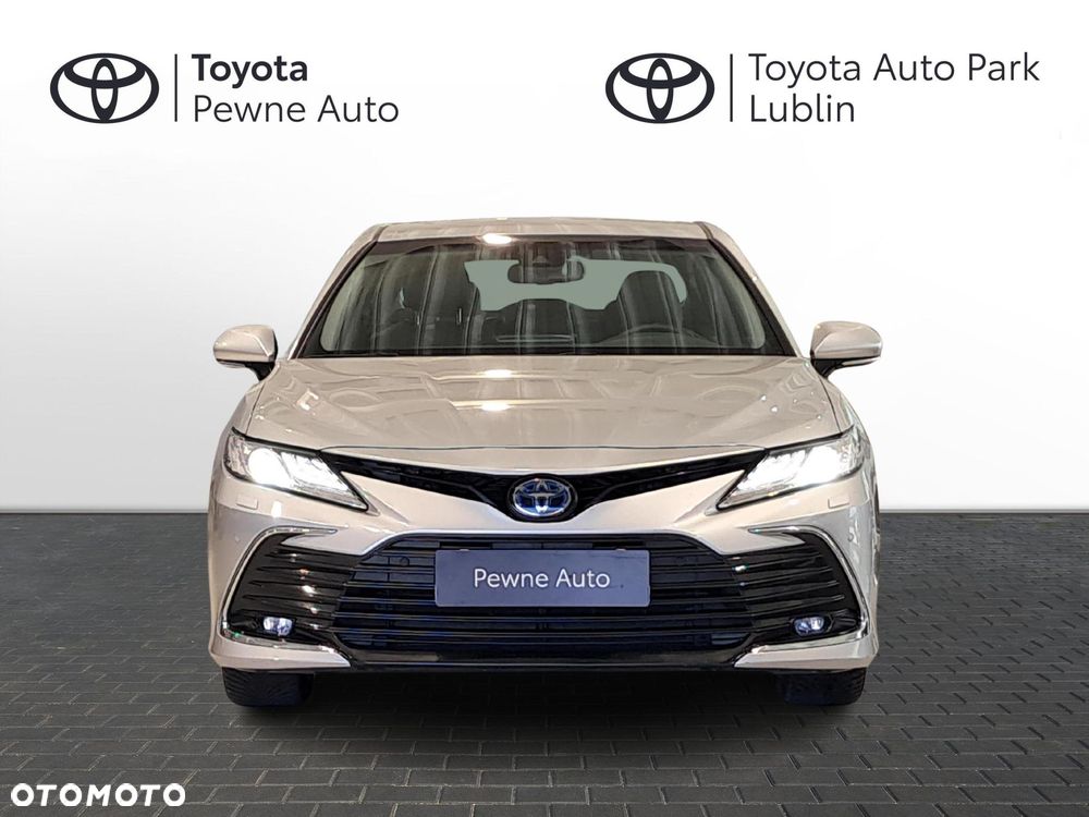 Toyota Camry 2.5 Hybrid Executive CVT - 8