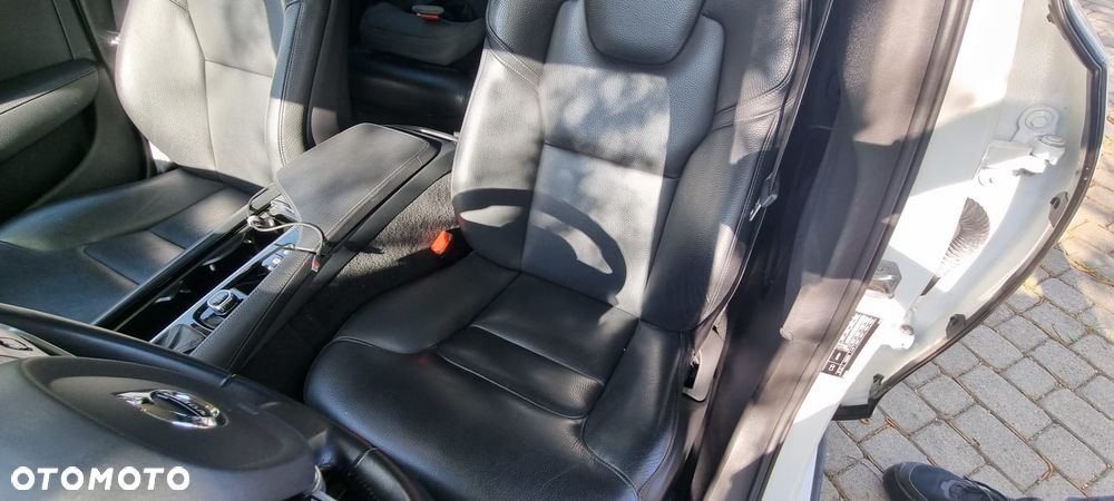 Volvo S90 D4 Momentum - 18