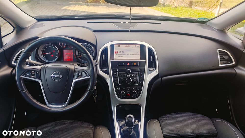 Opel Astra 1.4 Turbo Cosmo - 6