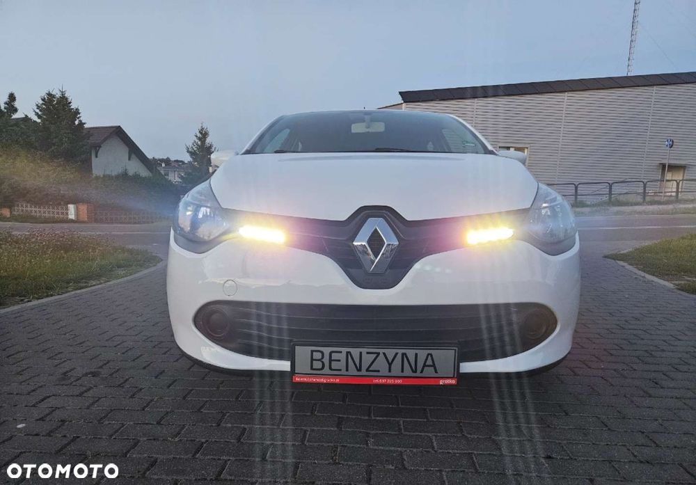 Renault Clio - 15
