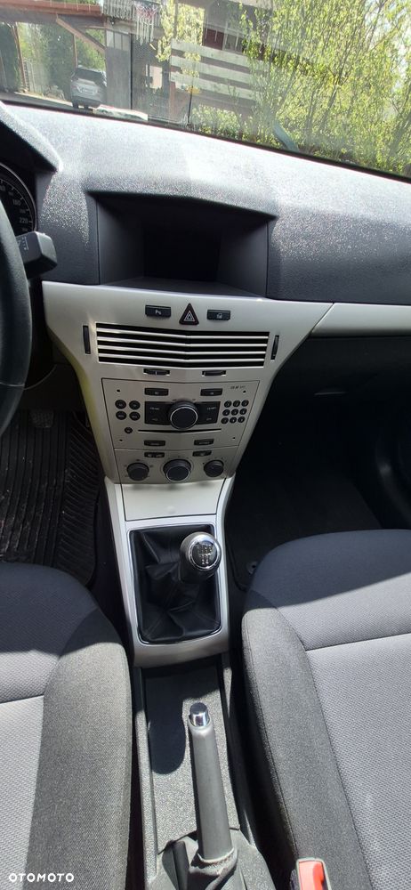 Opel Astra 1.6 Innovation - 11