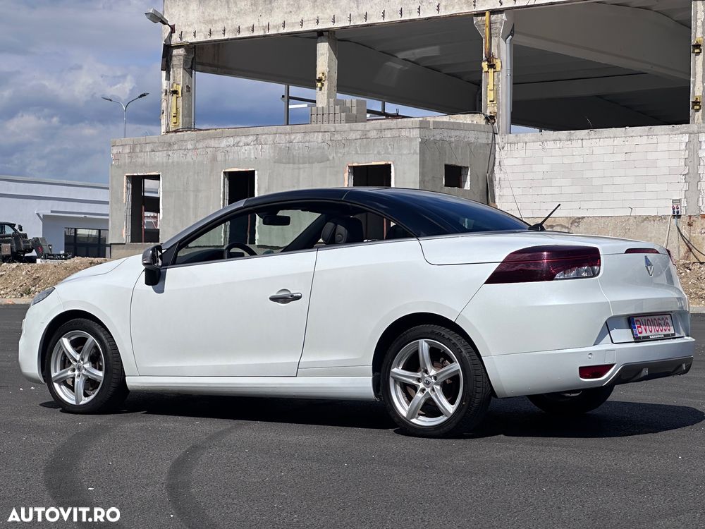 Renault Megane TCe 180 GT - 16