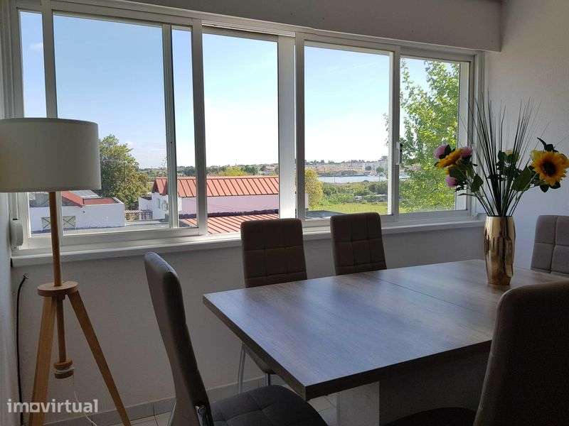 Vendo Apt T2 remodelado com vista Rio Alhos Vedros