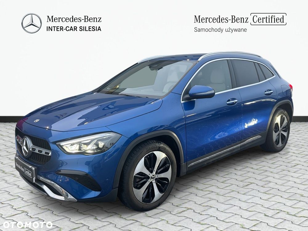 Mercedes-Benz GLA - 2