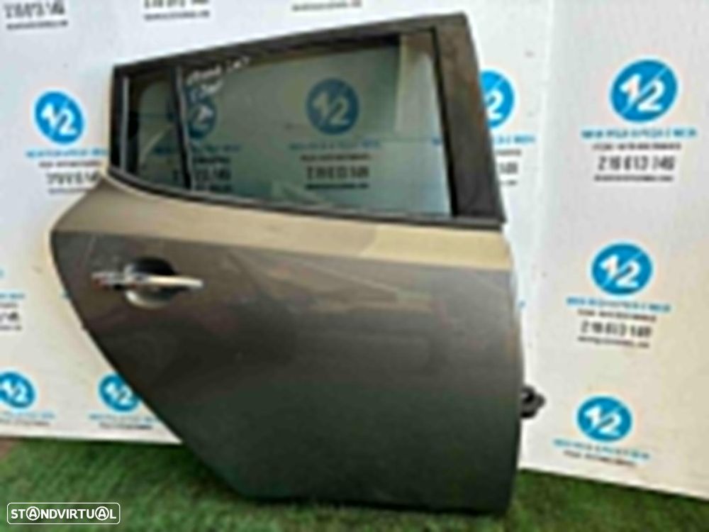 Porta traseira direita Nissan Leaf de 2017 - 1