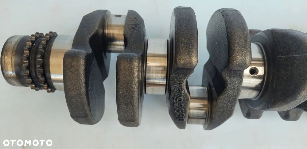 WAŁ KORBOWY BMW M57 7792330 NOMINAŁ - 7