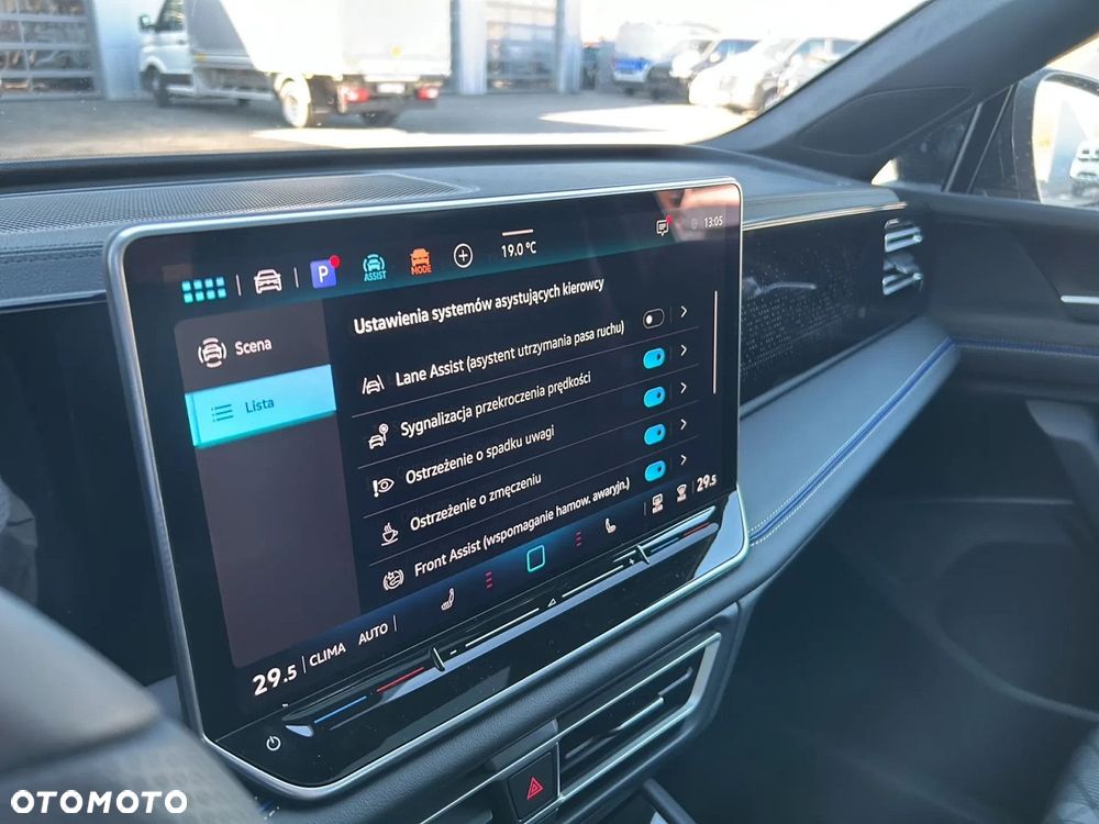 Volkswagen Tiguan - 15