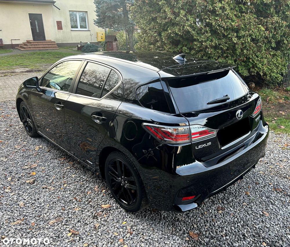 Lexus CT 200h Prestige - 4