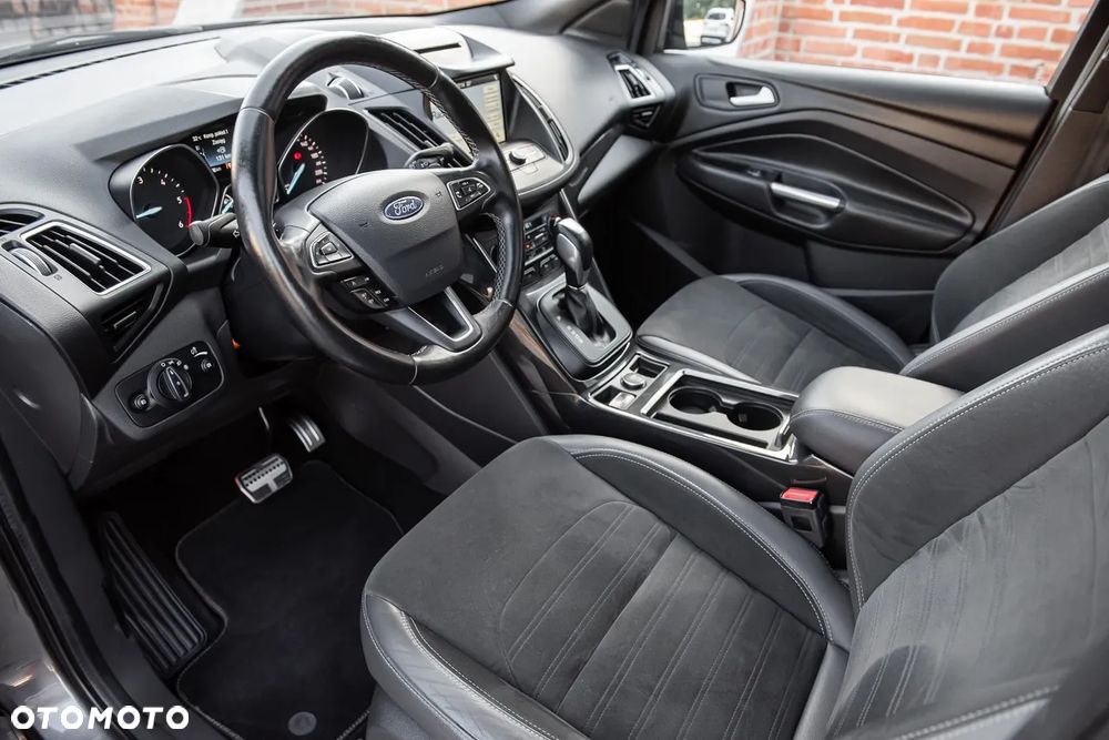 Ford Kuga 2.0 TDCi 4x4 ST-Line - 17
