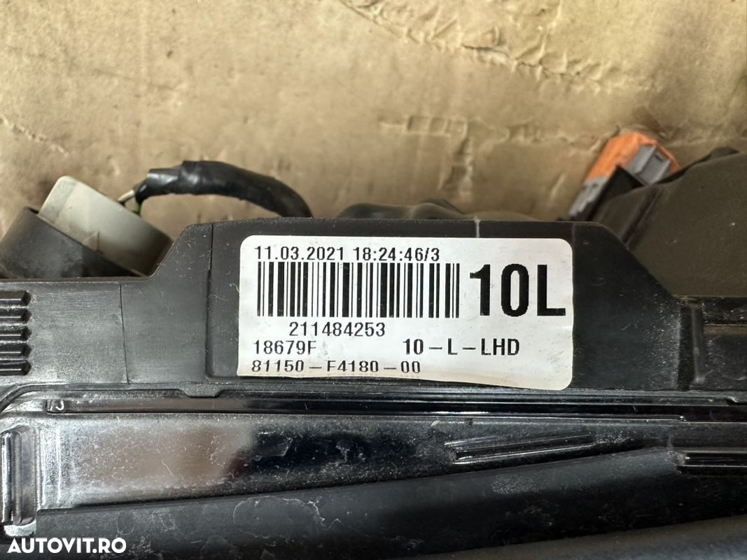 Far stanga full led cu mic defect TOYOTA CHR facelift an 2019-2023 cod 81150-F4180 - 4